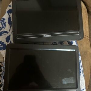 NAVISKAUTO portable dvd players for cars (all wires included)